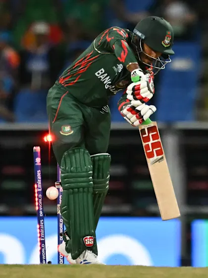 Starc cleans up Tanzid in the first over | T20WC 2024