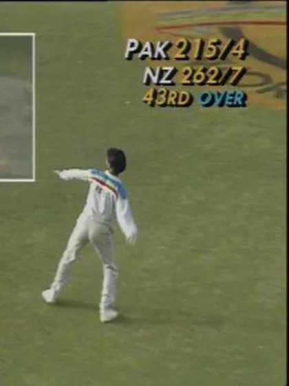 Inzamam hits 60 from 37, carrying Pakistan to victory against home favourites NZ