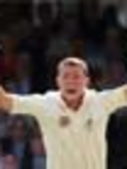 Peter Siddle wins ICC Emerging Player of the Year 2009