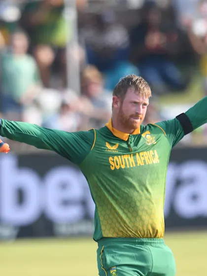 Record run-chase from South Africa to level ODI series