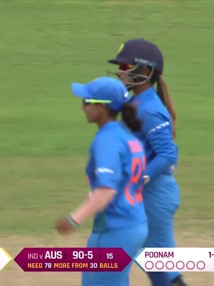 IND v AUS: Poonam Yadav googly foxes Rachael Haynes