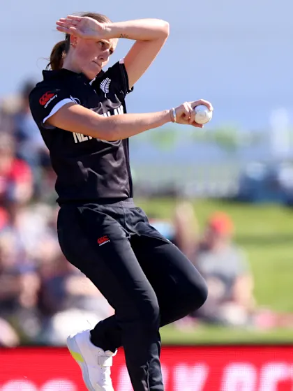 Duo return for New Zealand's tour of Sri Lanka