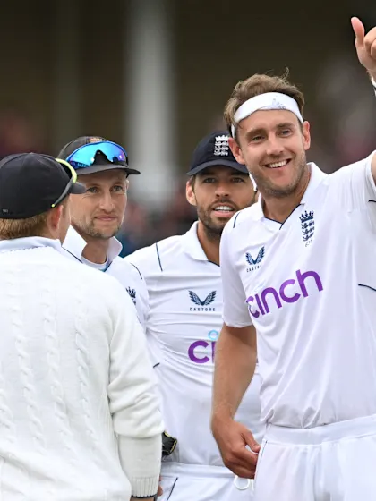 England strike late to set up nail-biter at Trent Bridge