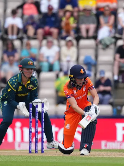 Babette de Leede splits the field to find the boundary | Women's T20WC 2026
