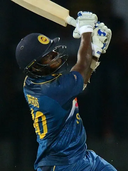 Mendis the hero as Sri Lanka squeaks home