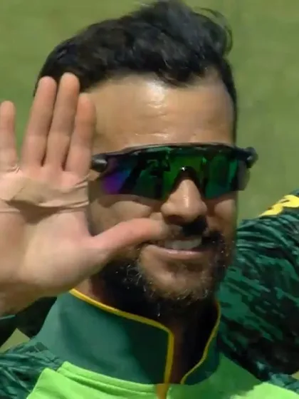 Logo of CWC19: SL v SA - de Silva is bowled by Duminy's first ball