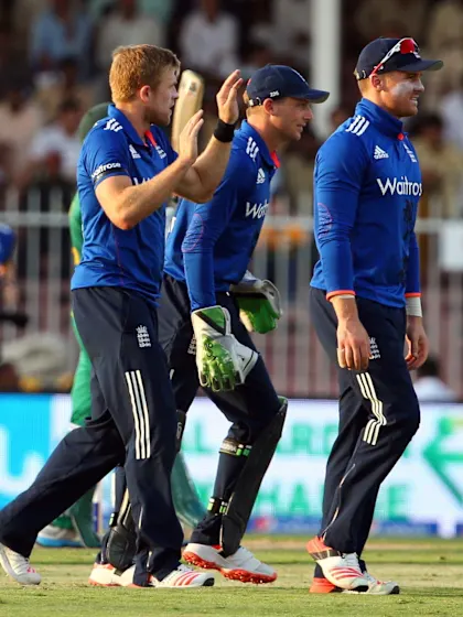 Confident England looks to seal series 