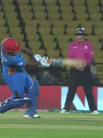 Mohammad Shahzad hits a huge Six!