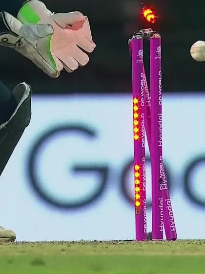 Shafiq Jan - Wicket - Australia vs Oman