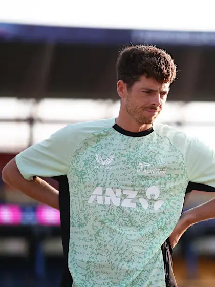 LIVE: New Zealand aim for semi-final spot in key T20WC clash