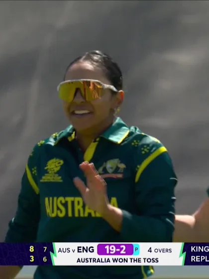 Nat Sciver-Brunt - Wicket - England vs Australia