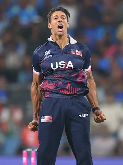 Every Shadley van Schalkwyk wicket from Group stage | T20WC 2026