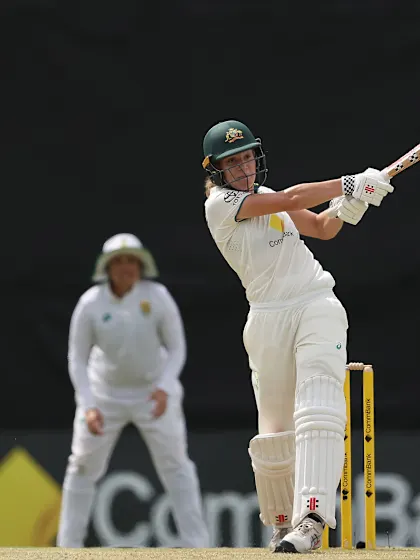 Dominant Australia shatter records in historic Perth Test
