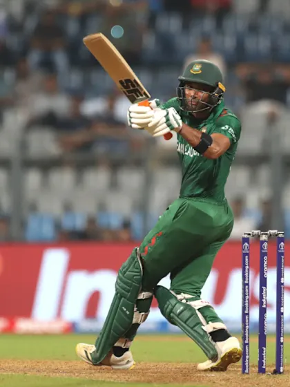 Mahmudullah plays lone ranger in tough chase | CWC23