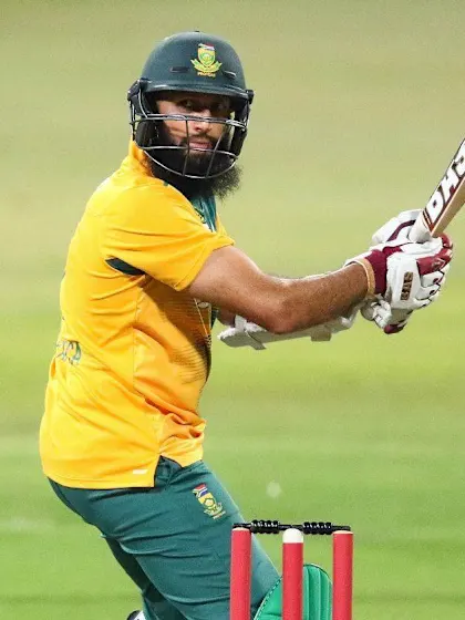 Bowlers, Amla give South Africa six-wicket win