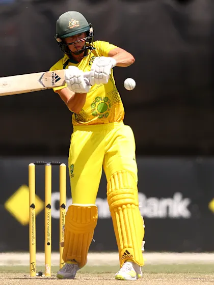 Perry shines as Australia cruise to second ODI victory over England