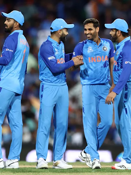 Logo of Wicket! Bhuvneshwar Kumar cleans up Vikram Singh | India v Netherlands | T20WC 2022