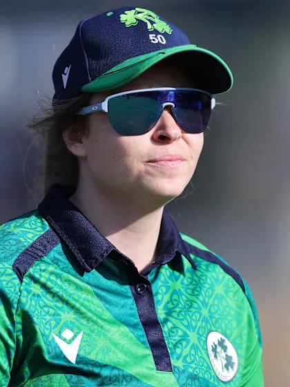 Murray's stunning caught and bowled | Women's T20WC 2026 warm-ups