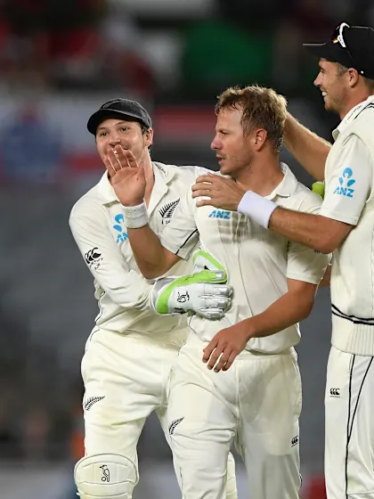 Root, Stoneman slam fifties but New Zealand still on top