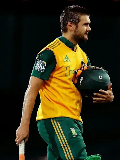 Debutant Rossouw helps South Africa ease to seven-wicket win