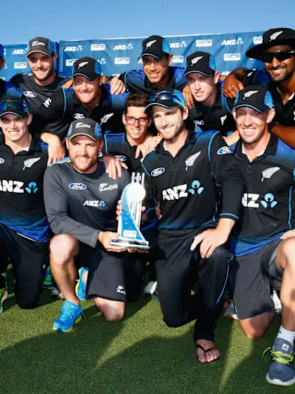 Guptill, Henry seal series for New Zealand
