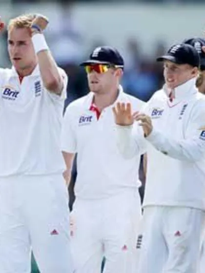 England firmly in control of second Test