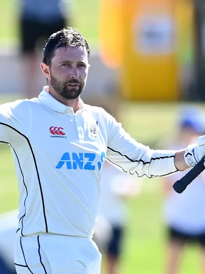 New Zealand on top on day one as Conway carries form into 2022