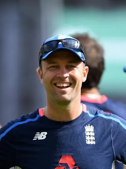 Jonathan Trott to coach England batsmen during Pakistan Tests