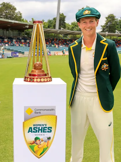 Australia look to seal the series as England eye comeback