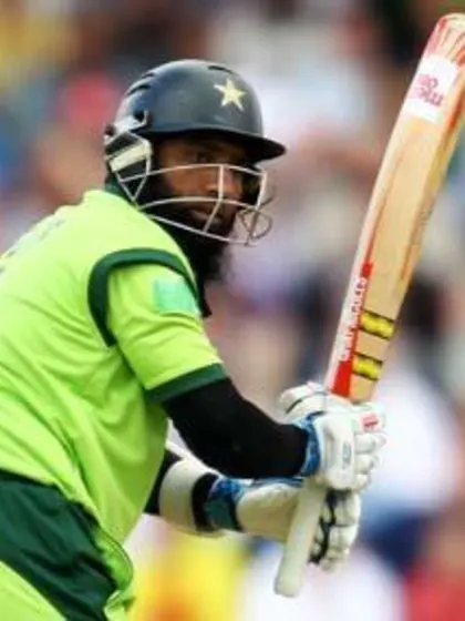 Yousuf suffers hamstring injury