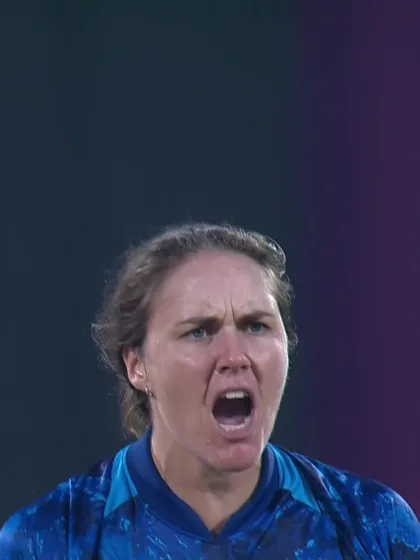 Sune Luus - Wicket - England Women vs South Africa Women