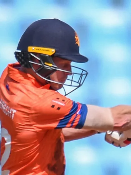 Engelbrecht clubs huge six to power Netherlands fightback | CWC23