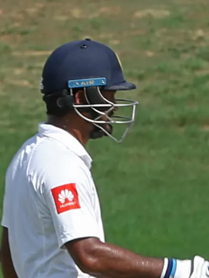 Karunaratne, Chandimal steadies Sri Lanka