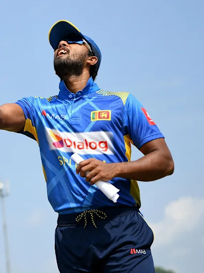 Rain in the air as Sri Lanka, England look to get cracking