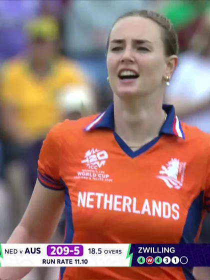 Sophie Molineux - Wicket - Australia vs Netherlands