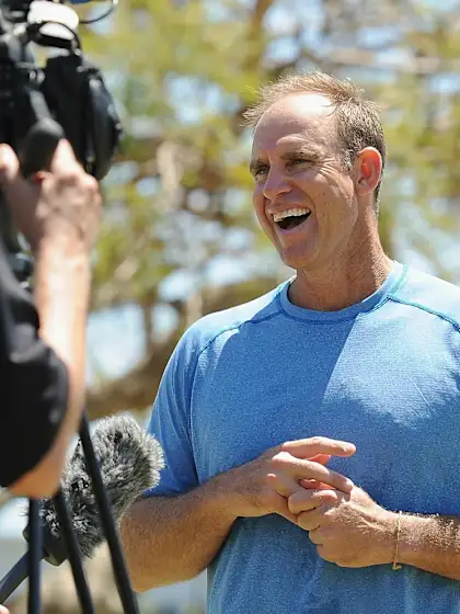 Matthew Hayden injured in surfing accident