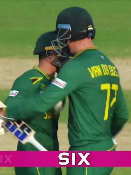 POTD: Quinton de Kock's huge six to reach his 4th ton