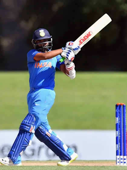 U19CWC POTD - Shaw smashes a six