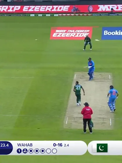 CWC19: IND v PAK - Rahul is caught at cover off Wahab
