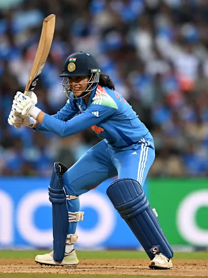 Shafali, Mandhana pocket early boundaries for India in the final | CWC25 