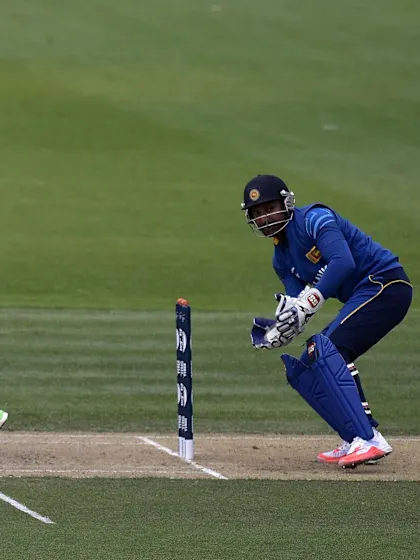 Dominant South Africa downs Sri Lanka