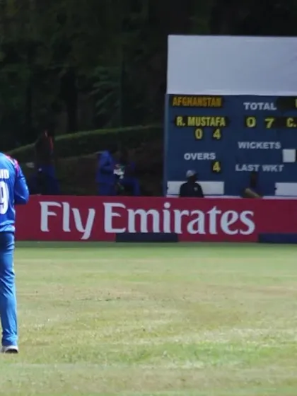 Dawlat Zadran strikes early to remove UAE captain Mustafa