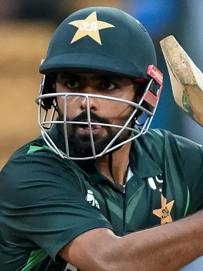Pakistan eye all-time great triumph with semi-final spot on the line