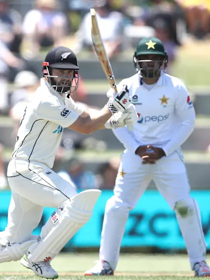 Captain Kane leads the way to keep Pakistan at bay