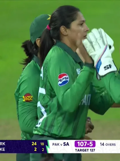 Kayla Reyneke - Wicket - South Africa vs Pakistan