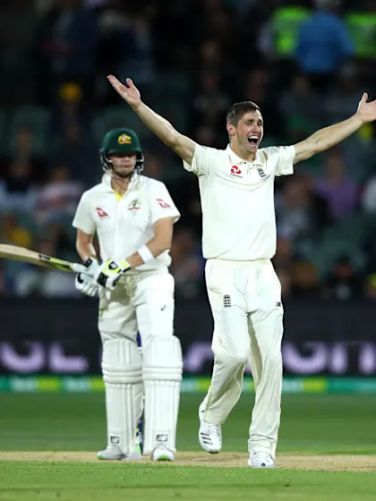 England seamers fight back after conceding big lead