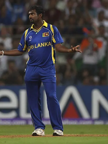 Murali confirms his retirement date

