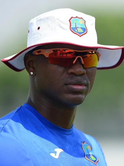 Marlon Samuels allowed to resume bowling in international cricket