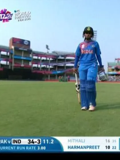 India wicket Losses v Pakistan Video ICC Womens WT20 2016
