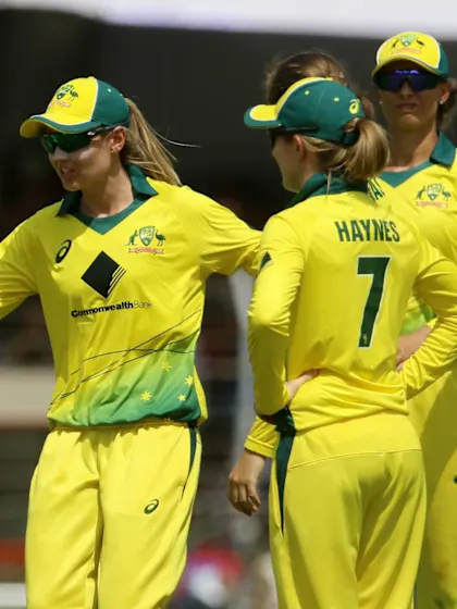Bolton, Jonassen star as Australia go 2-0 up